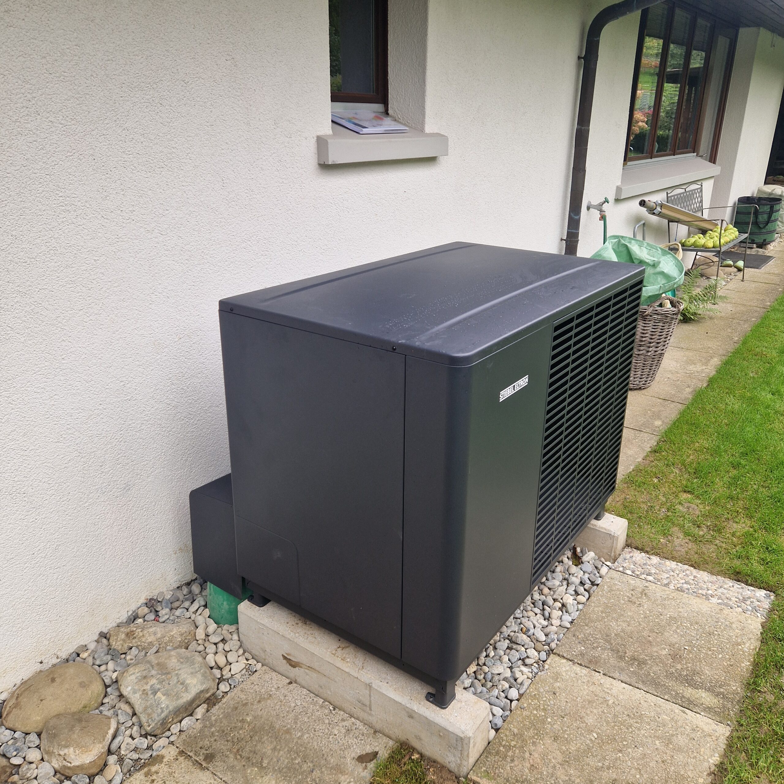 Sanierung Ölheizung-Luft Wärmepumpe EFH Ganterschwil/Toggenburg